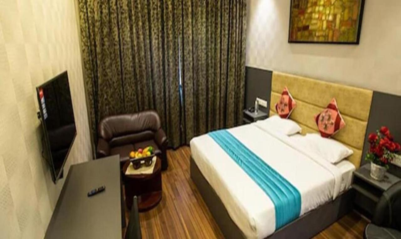 Fabhotel Prime Grand Seasons Bangalore Exterior photo